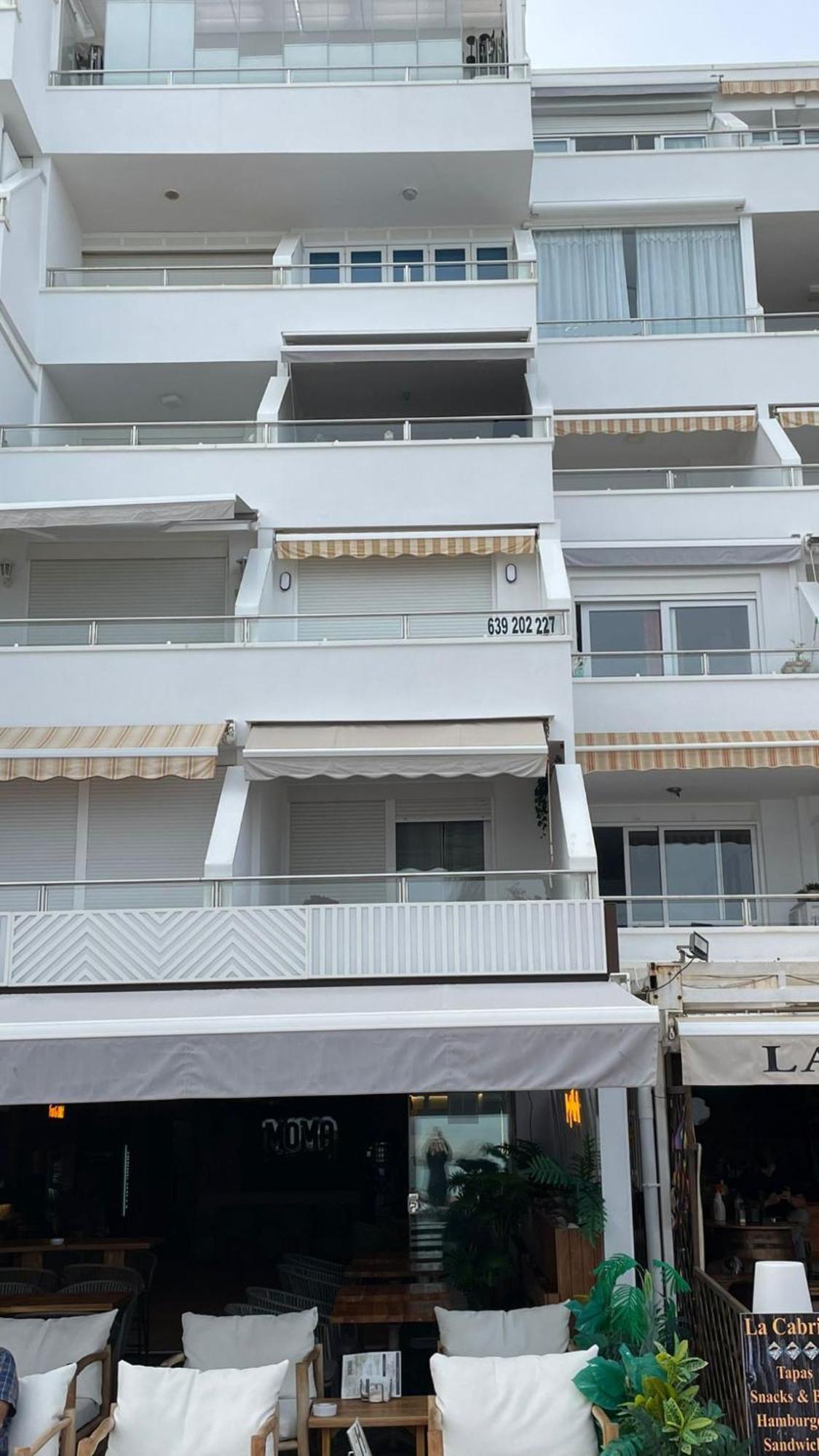 Roca Chica. Studio - First Line Beach Torremolinos Eksteriør bilde